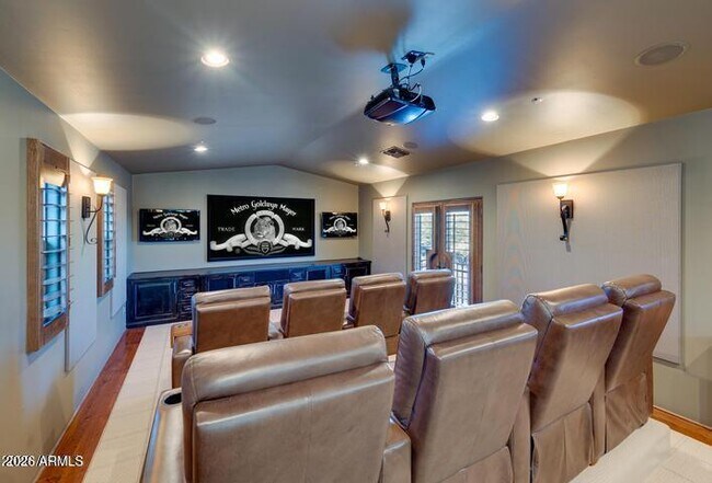 Building Photo - 8280 E Tailfeather Dr