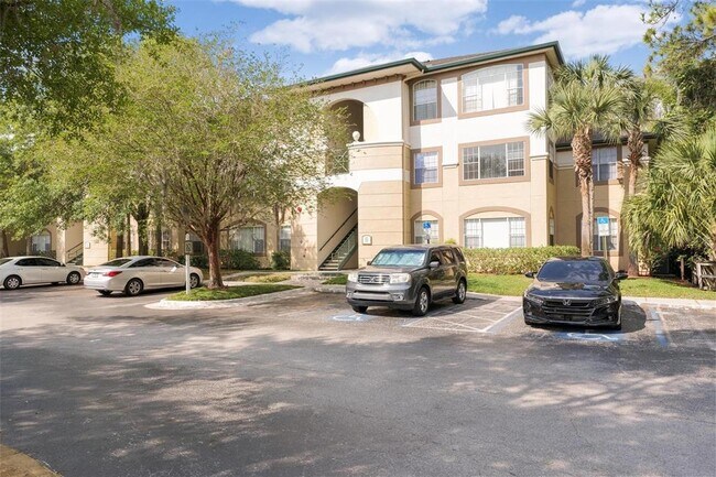 Building Photo - 17110 Carrington Park Dr