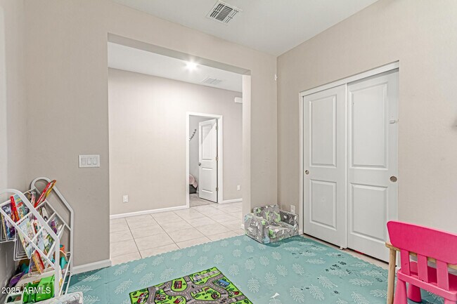 Building Photo - 17344 W Country Club Terrace