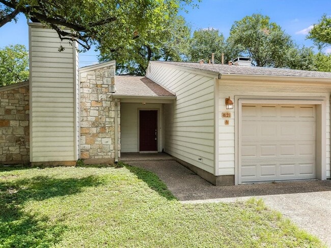 Building Photo - 8121 Ceberry Dr