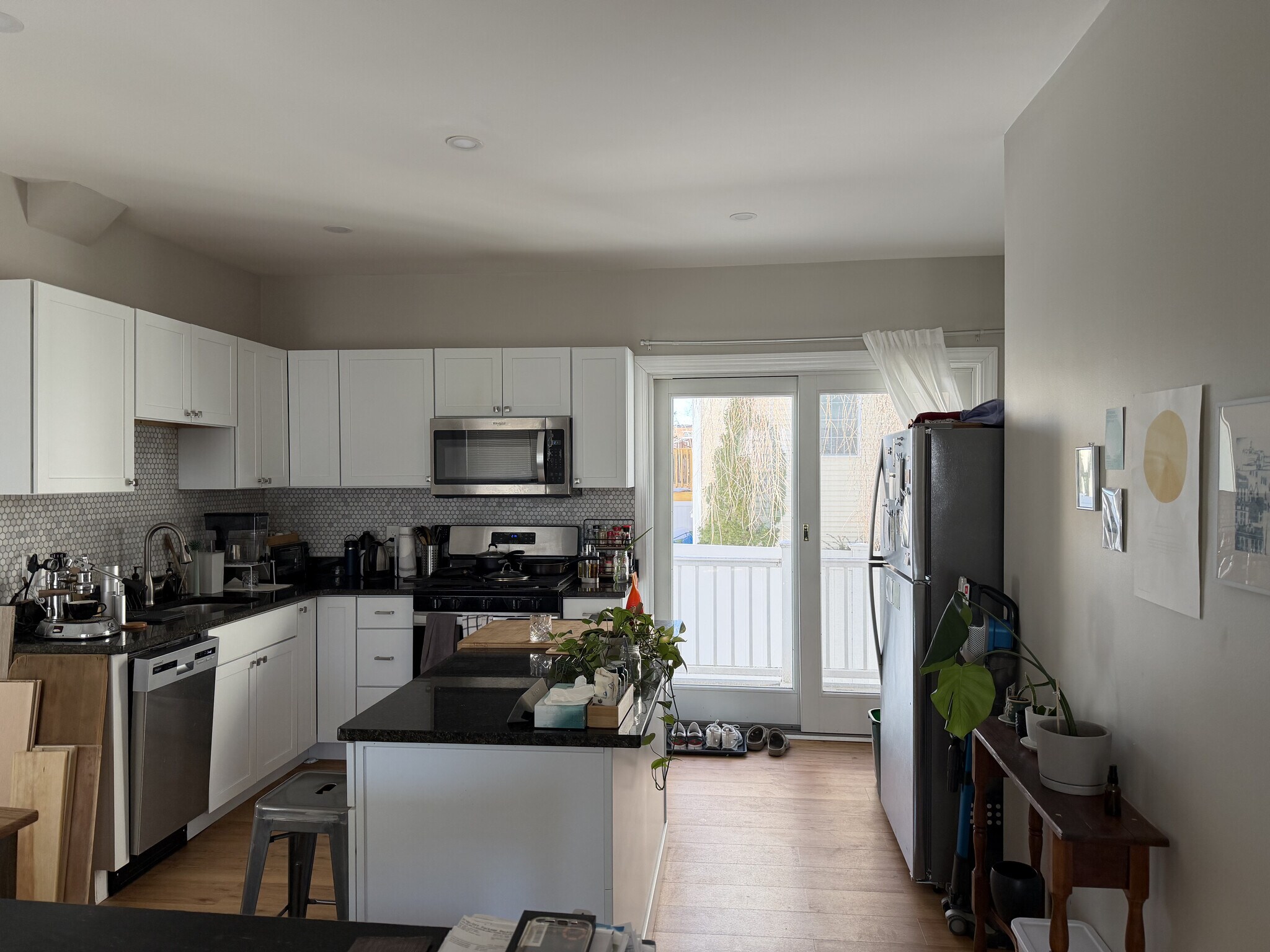 Building Photo - 28 Adams St