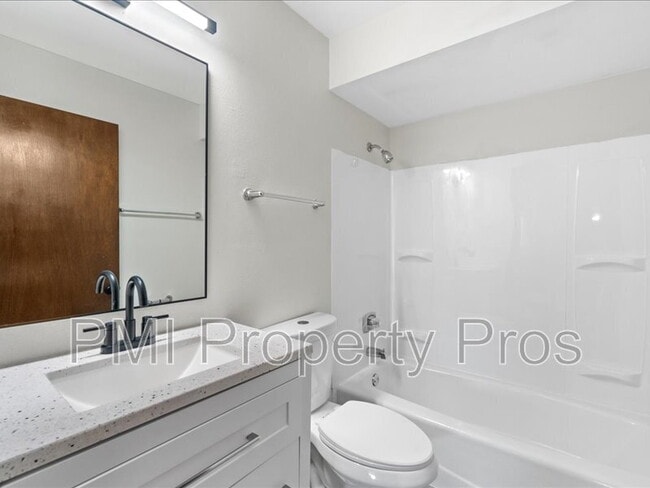 Building Photo - 8148 S 88th St