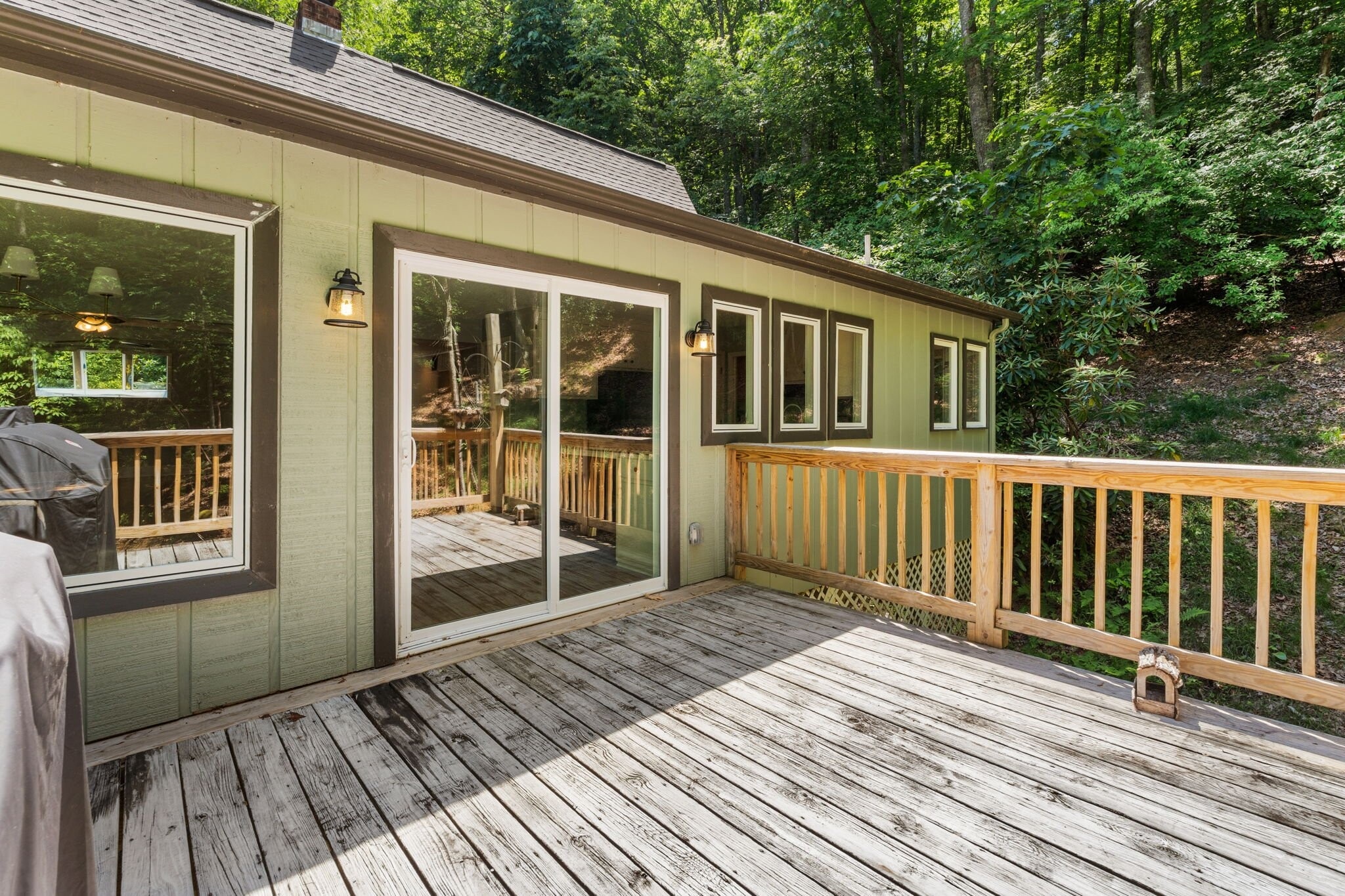 Building Photo - 864 Trojan Horse Cir