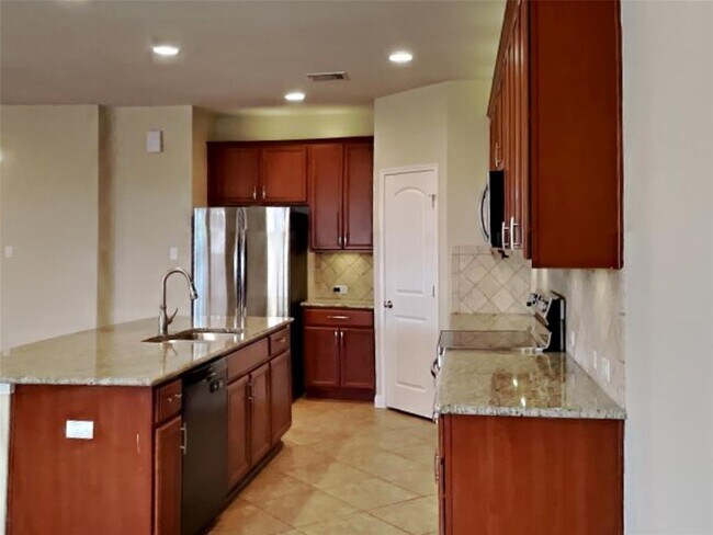 Building Photo - 16240 Travesia Way