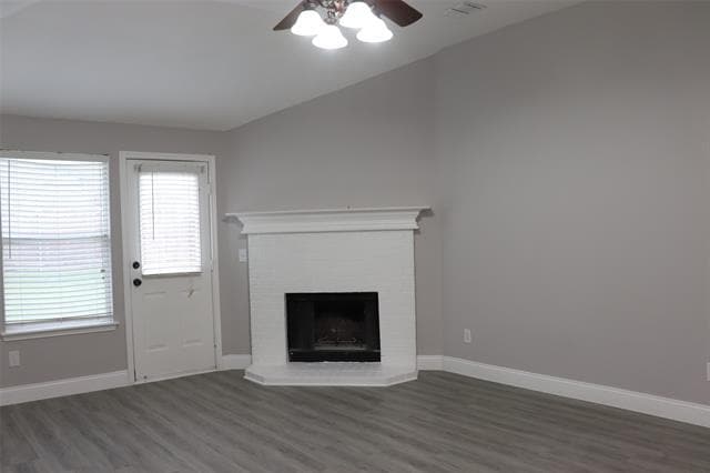 Building Photo - 1425 Knottingham Dr