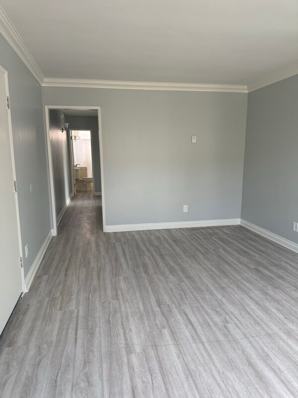 Building Photo - 8801 Owensmouth Ave