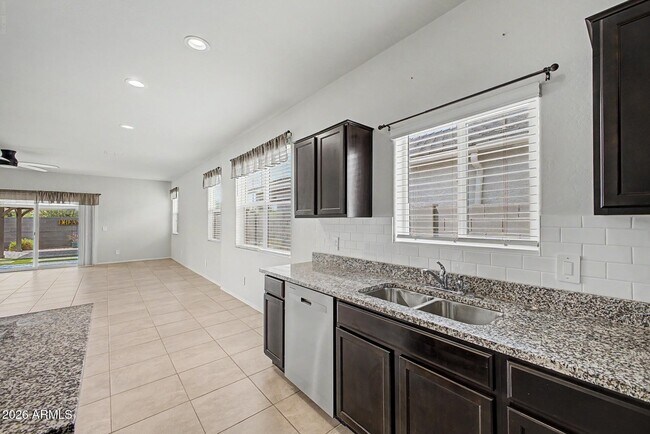 Building Photo - 18363 W Whispering Wind Dr