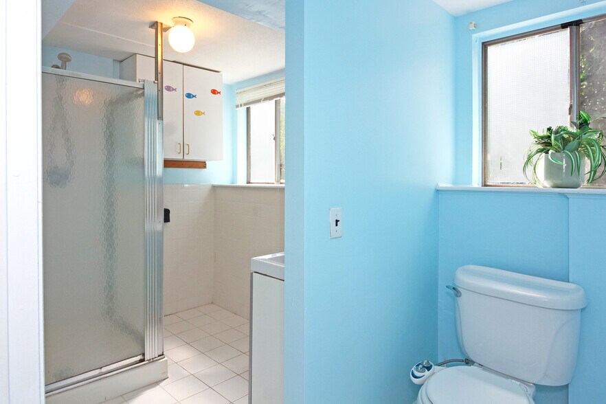 Building Photo - 88 Saint Mary St