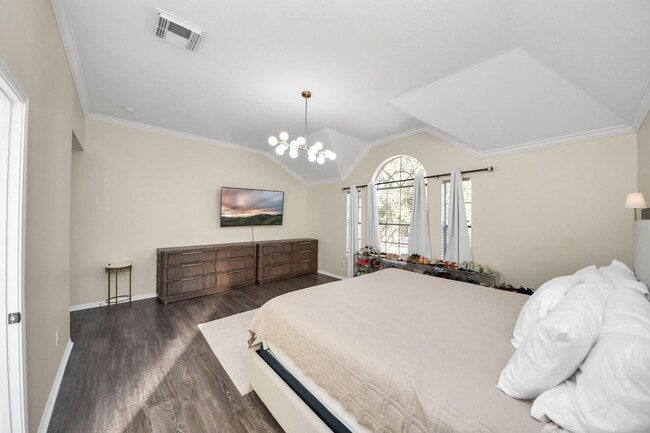 Building Photo - 811 Childers Ct