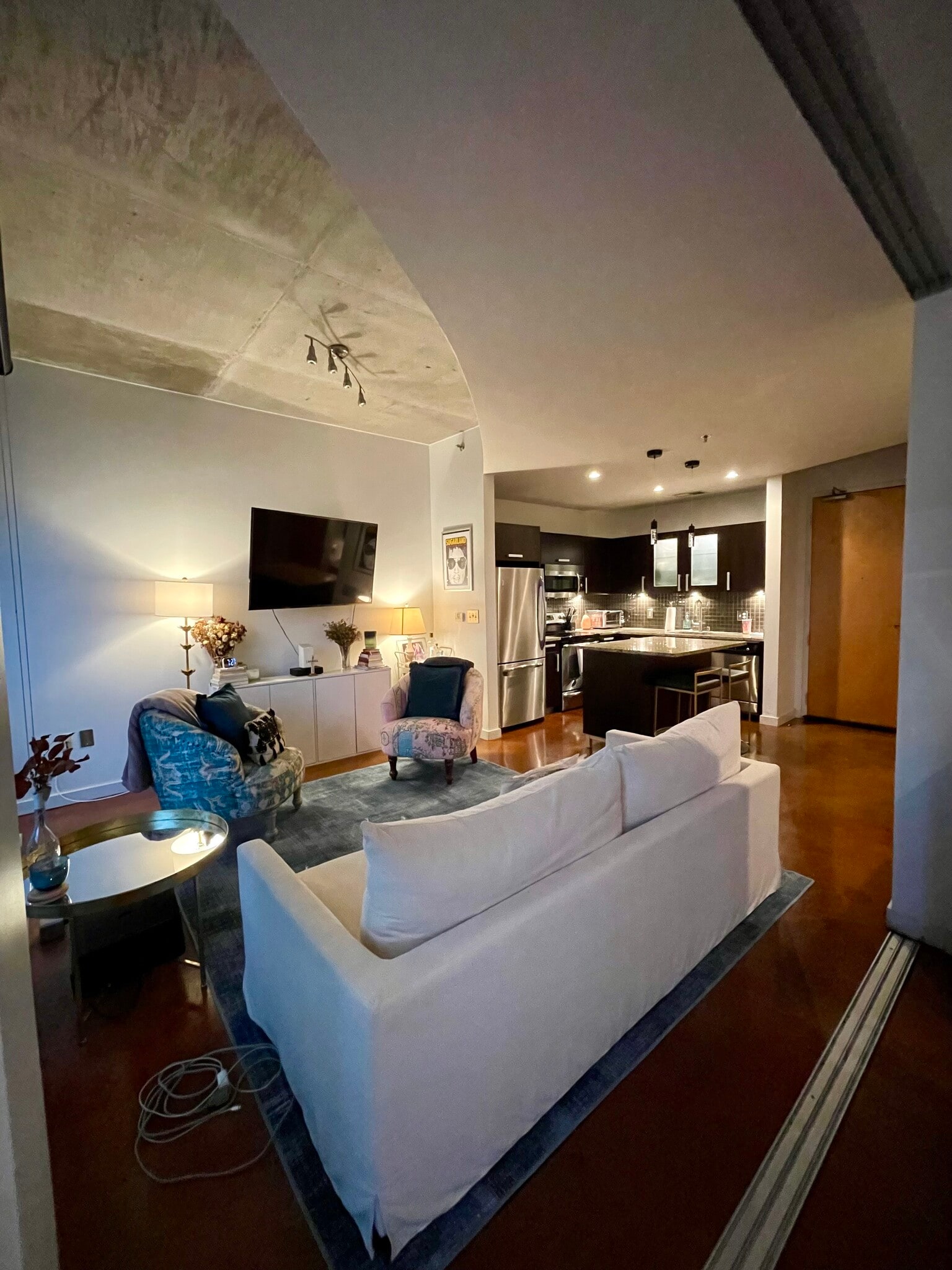 Building Photo - 600 12th Ave S