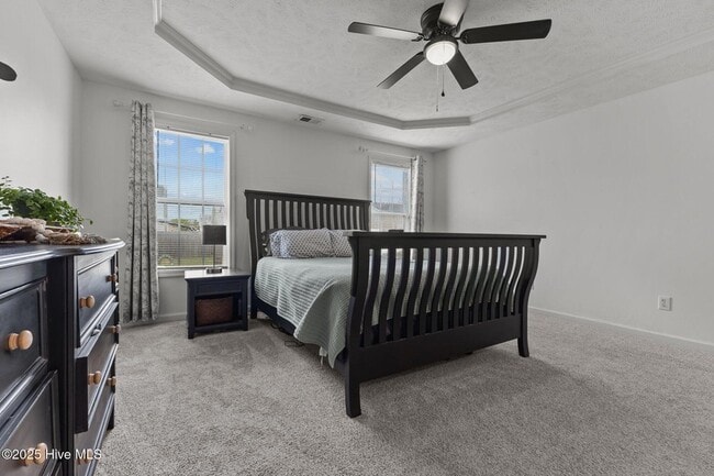 Building Photo - 8246 English Saddle Dr