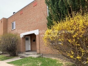 Building Photo - 221 Edison Ave
