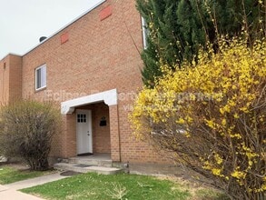 Building Photo - 221 Edison Ave