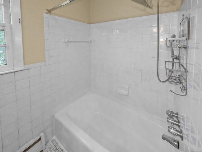 Building Photo - 57 Grasso Terrace