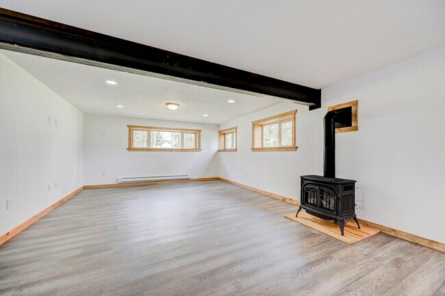 Building Photo - 9110 Morgan Rd