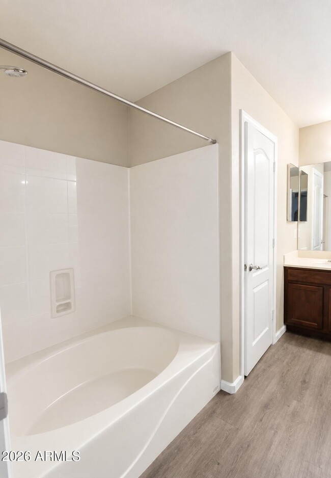 Building Photo - 42065 W Hillman Dr