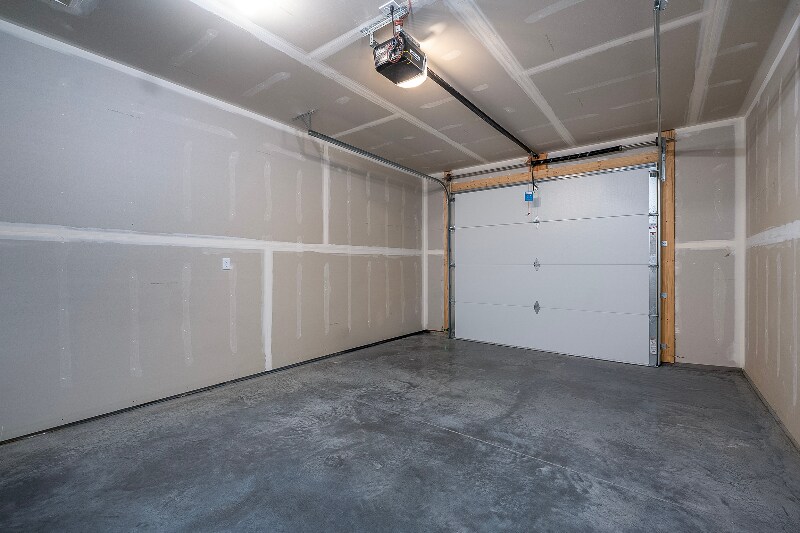 Building Photo - 128 W View Dr