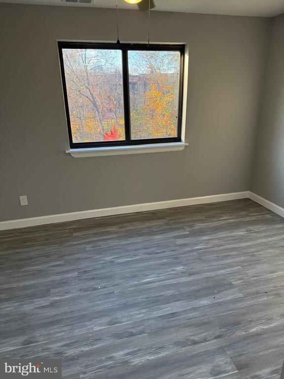 Building Photo - 6029 Majors Ln