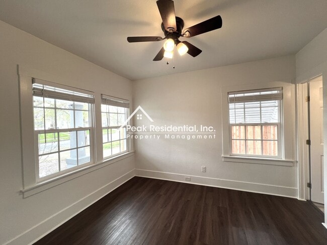 Building Photo - Charming Tahoe Park 2bd/1ba House