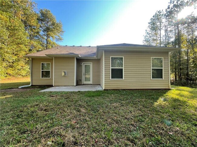 Building Photo - 160 Pine Ridge Rd