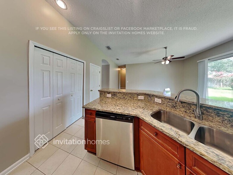 Building Photo - 1720 Windover Pl