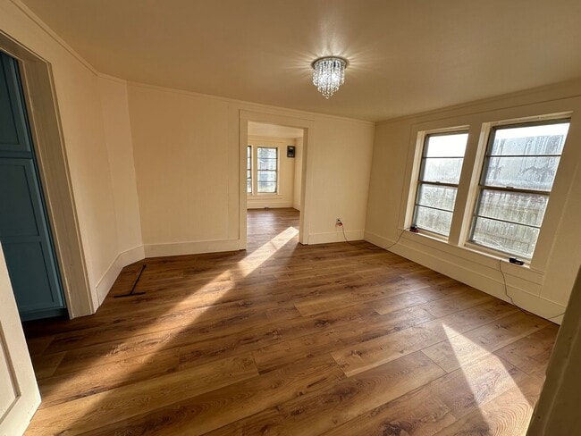 Building Photo - Come look at this remolded 2-bedroom 1-bath house in Morrilton.