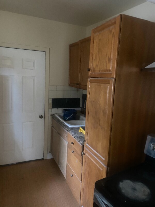 Building Photo - 517 N 155th St