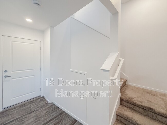 Building Photo - 1038 Cooper Pl