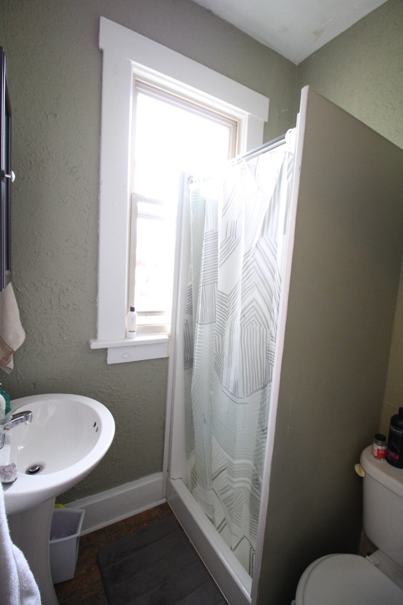 Bathroom - 70 E Hudson St