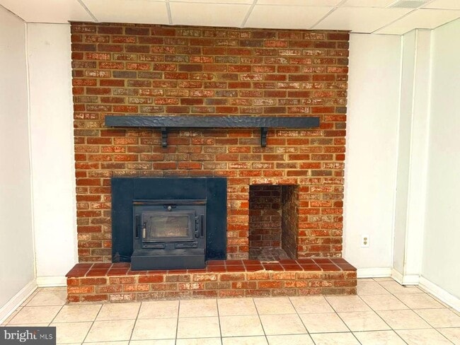 Building Photo - 45846 Nancy Ln