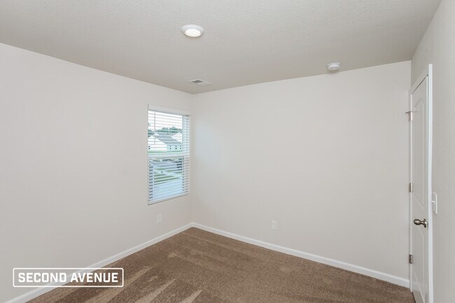Building Photo - 340 Sundew Rd