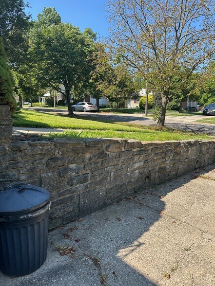 Building Photo - 3344 Buell St