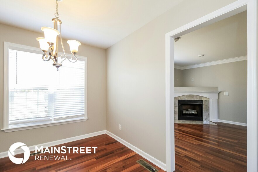 Building Photo - 3780 Field Sedge Dr