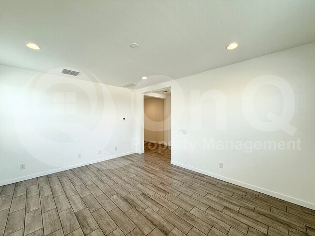 Building Photo - 4011 W McNeil St