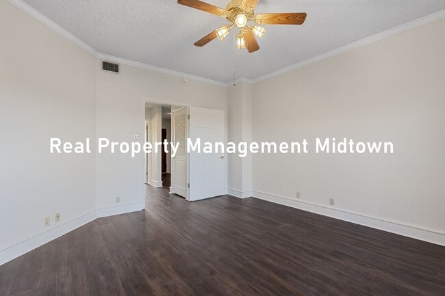 Building Photo - Charming Condo in Established Community of...