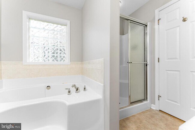 Building Photo - 46 Glacier Way