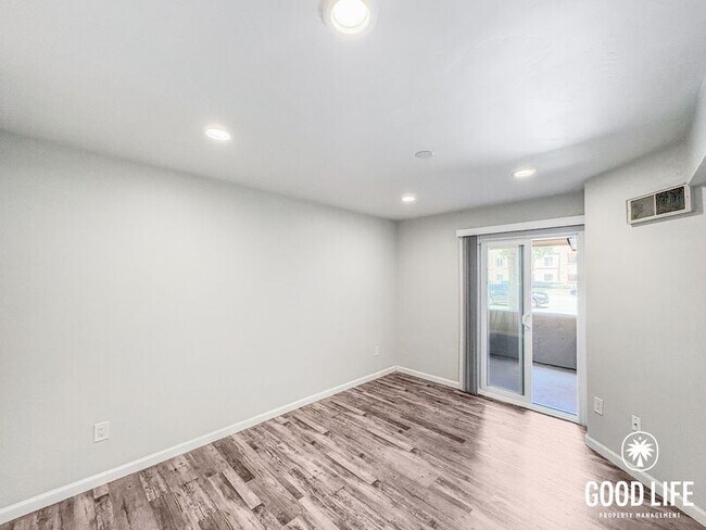 Building Photo - 3440 Lebon Dr
