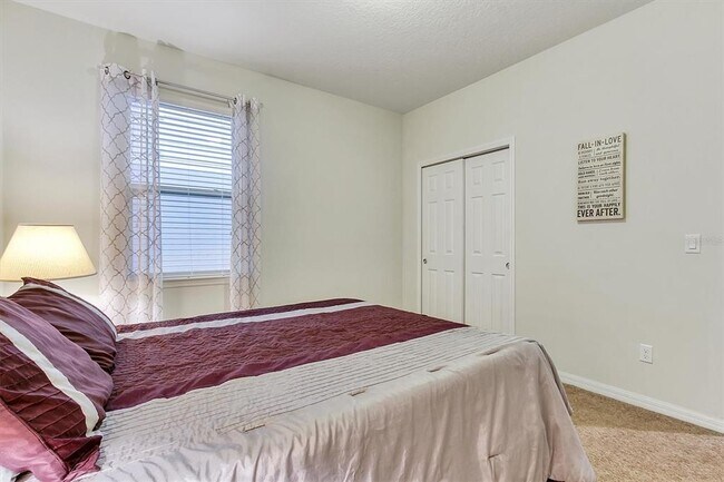 Building Photo - 5611 Barletta Dr