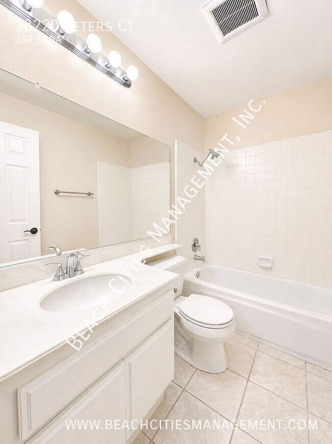 Building Photo - 18220 Peters Ct