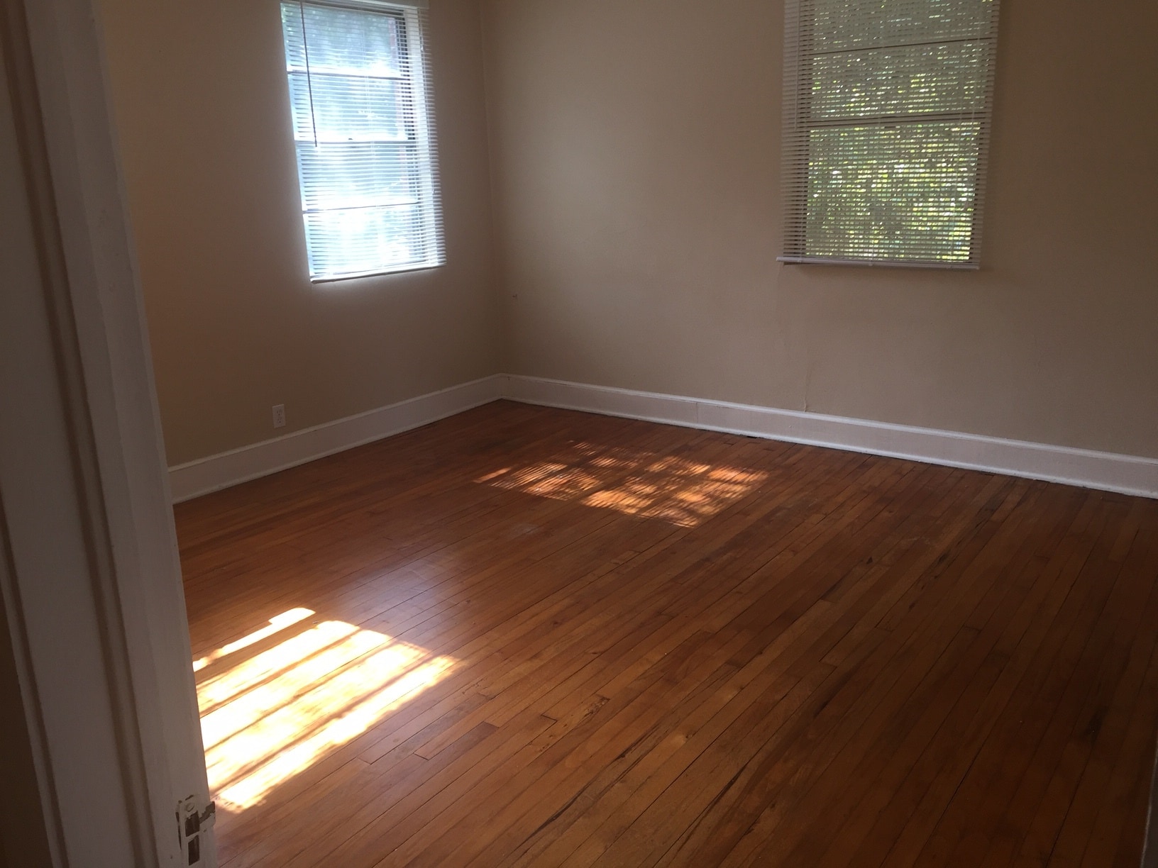 Bedroom #1 - 1734 Saint Mary St