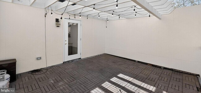 Building Photo - 5405 9th St NW