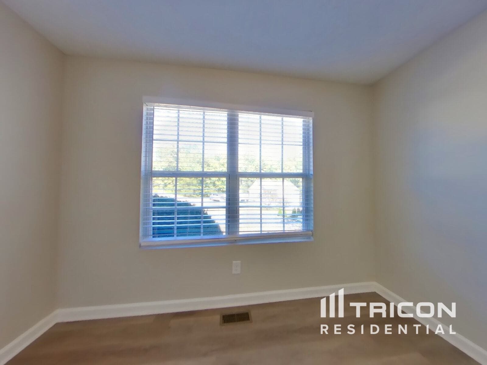 Building Photo - 7020 Cedar Ct