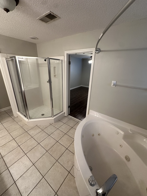 Building Photo - 2178 Berry Bush Ln