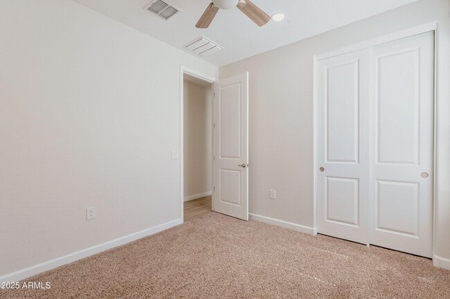 Building Photo - 2055 E Northwood Dr