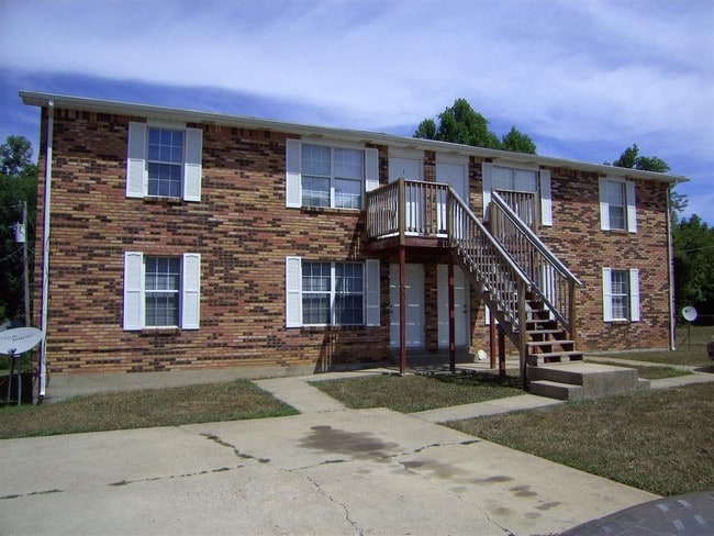 Primary Photo - 409 Shelby Ave
