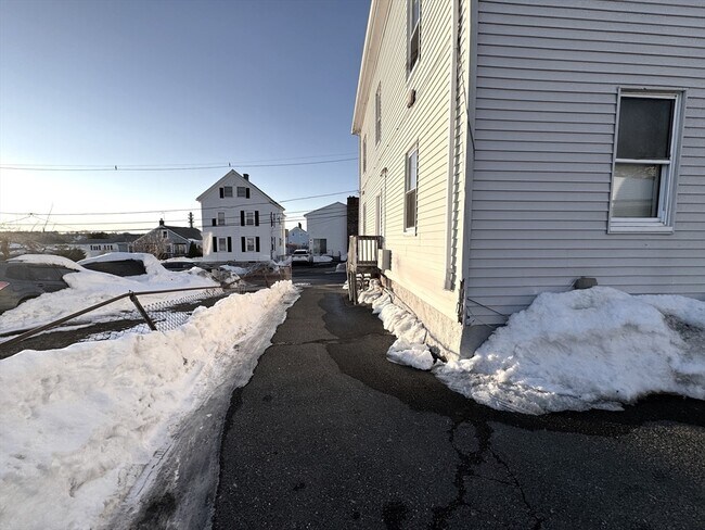 Building Photo - 49 Fulton St