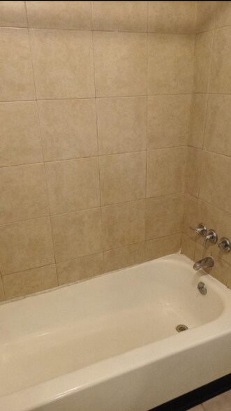 Building Photo - 1154 NY-32