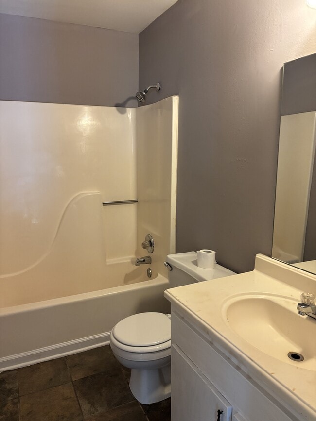 Building Photo - 283 Adkins Cir