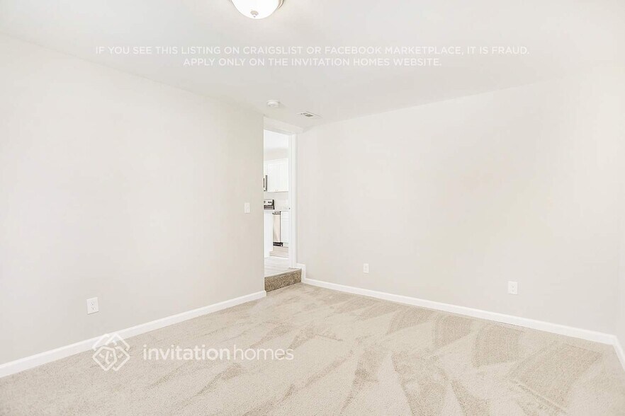 Building Photo - 3068 Rollingwood Ln SE