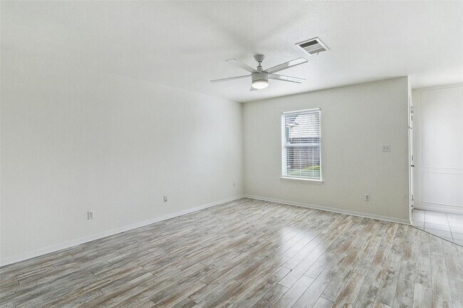 Building Photo - 137 Preston Trail
